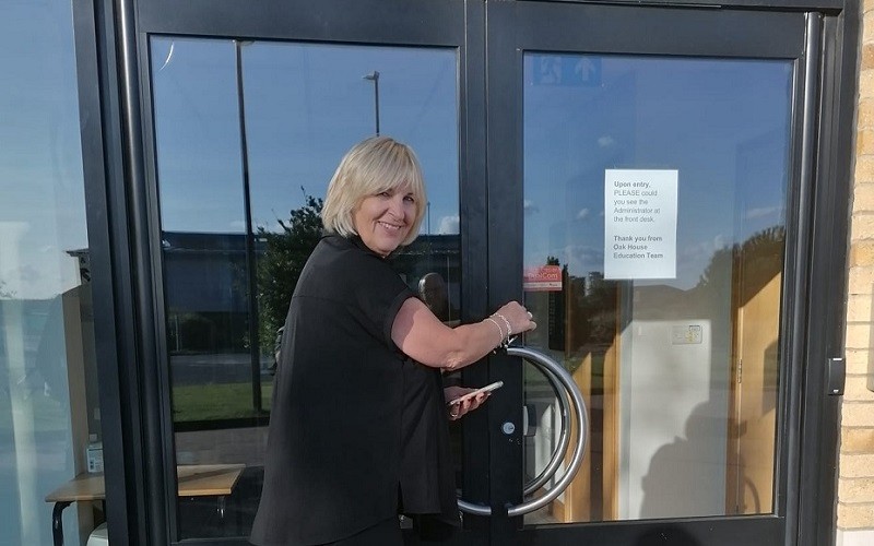 Nicky Fothergill retirement day 800x500.jpg